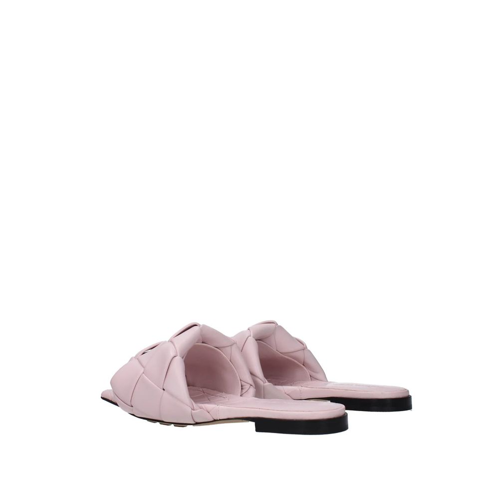 Bottega Veneta Mehrfarbige flache Sandalen aus Kalbsleder