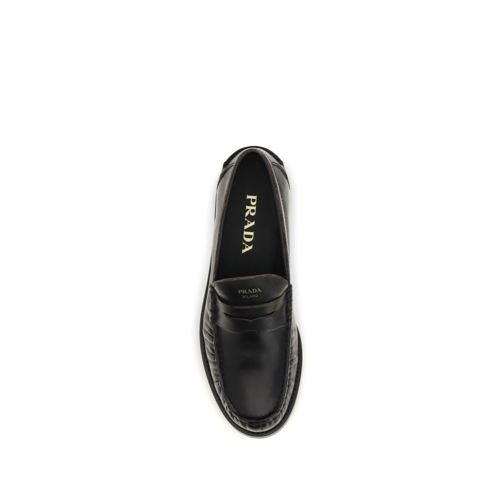 Prada Schwarze "Bos Taurus" Kalbsleder Loafer zum Hineinschlüpfen