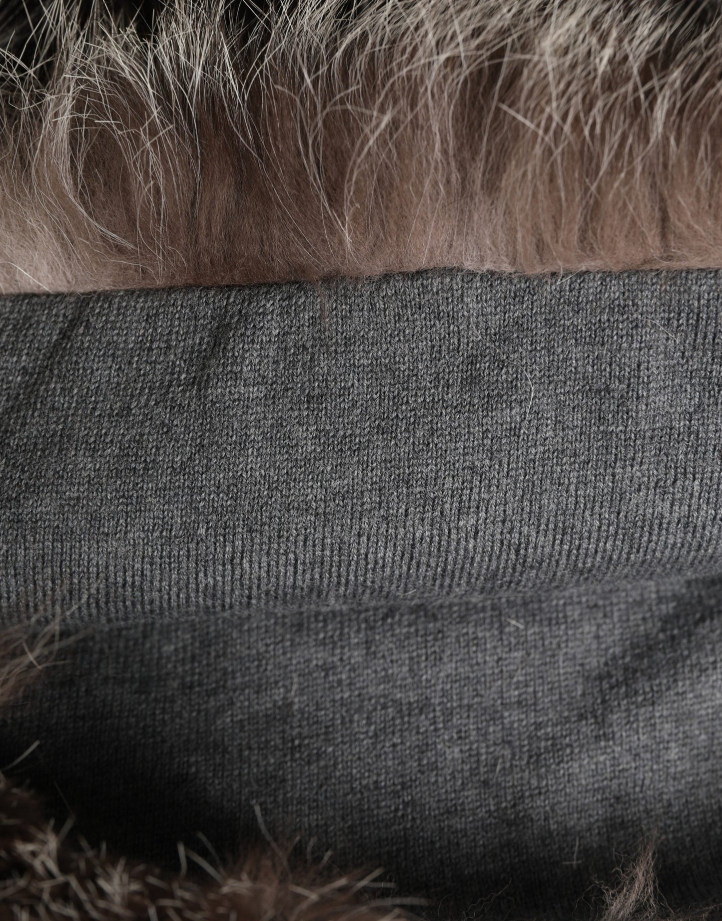 Dolce & Gabbana Brauner Kunstpelz Ganzkopf-Wickelmütze Capello Hut