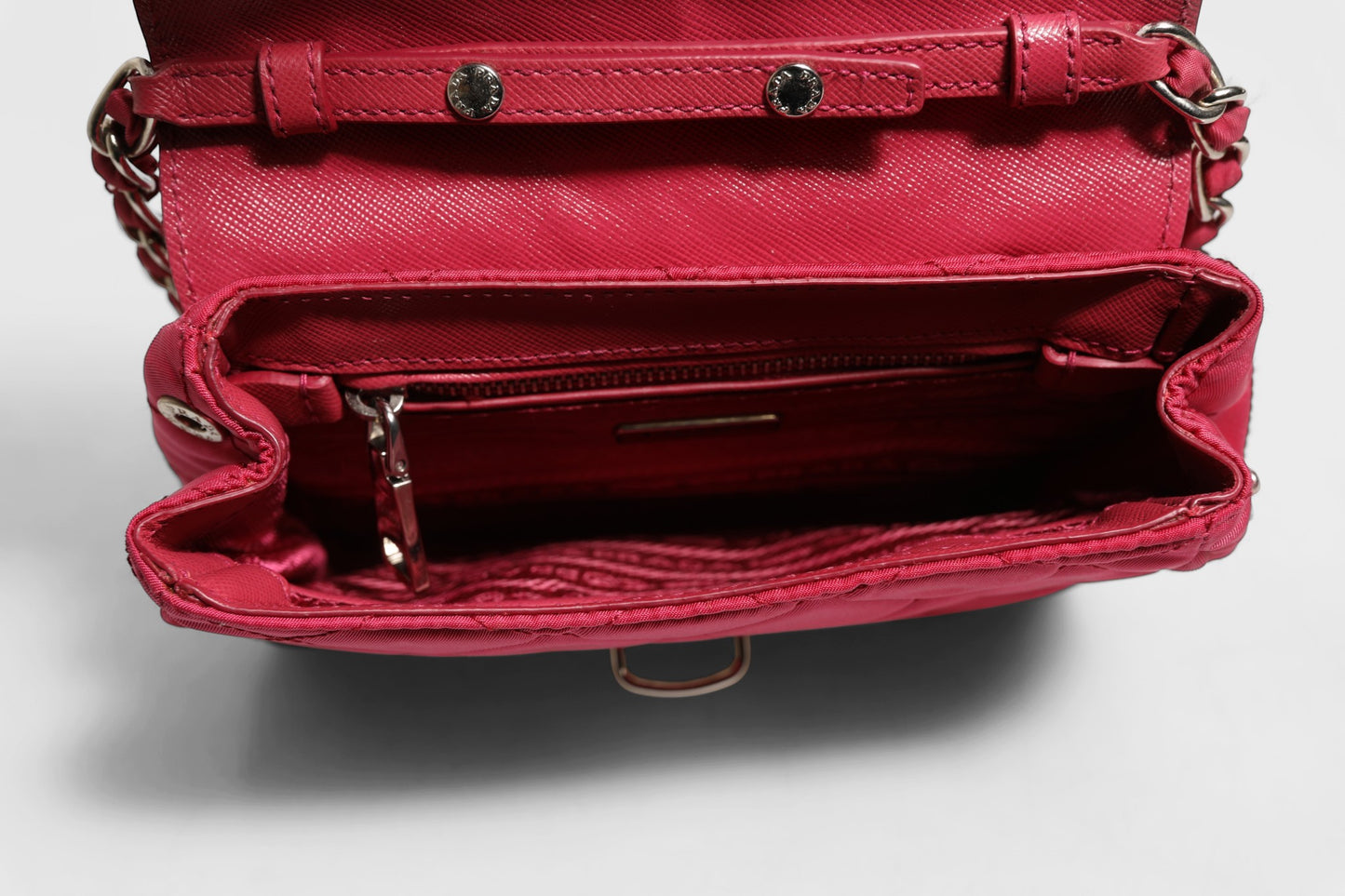 Prada Pink Quilted Tessuto Impuntu Nylon Umhängetasche mit Überschlag