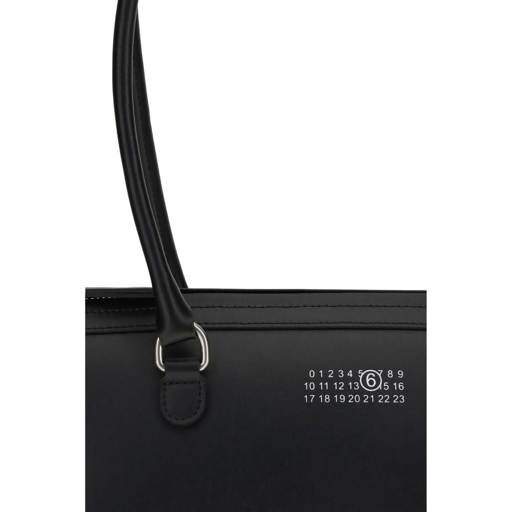 MM6 Schwarze Bos Taurus Kalbsleder Schultertasche