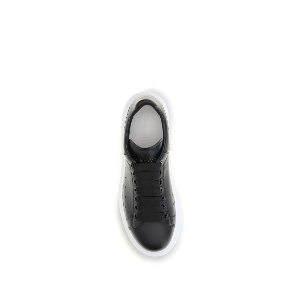 Alexander McQueen Bos Taurus Sneakers con Plateau in Pelle di Vitello – Nero