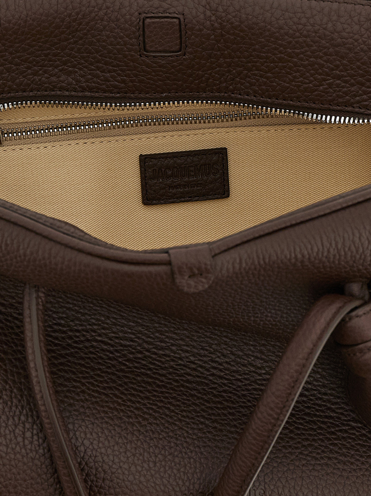 Borsa a tracolla da donna Jacquemus in pelle di vitello marrone
