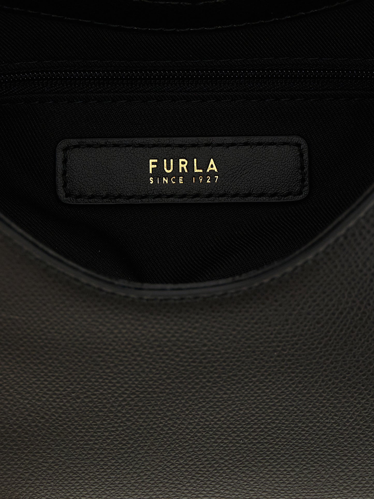 Furla Schwarze Kalbsleder-Handtasche