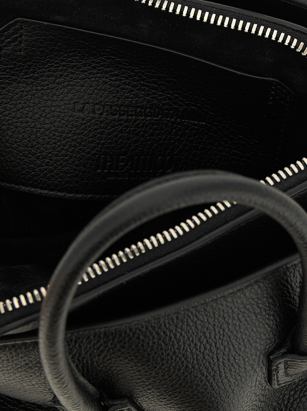 The Attico Handtasche aus Leder in Schwarz