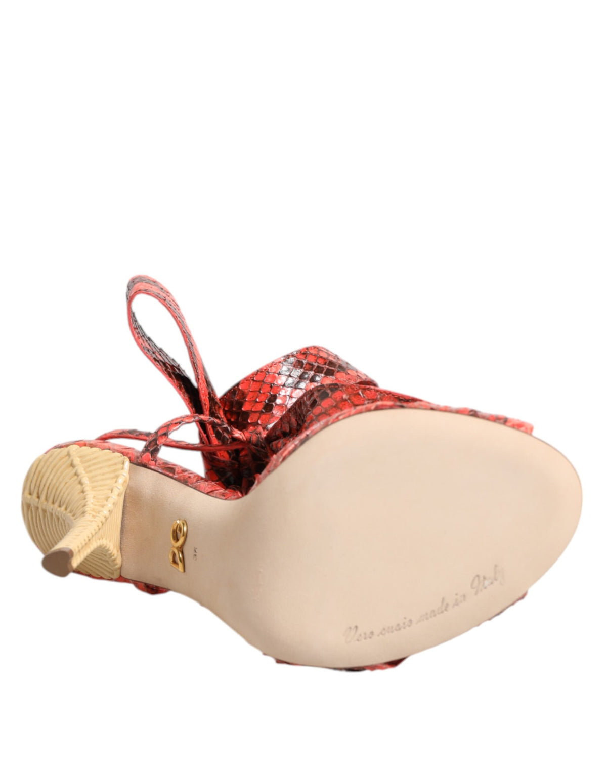 Dolce & Gabbana Korallfarbene High-Heel-Sandalen aus Pythonleder