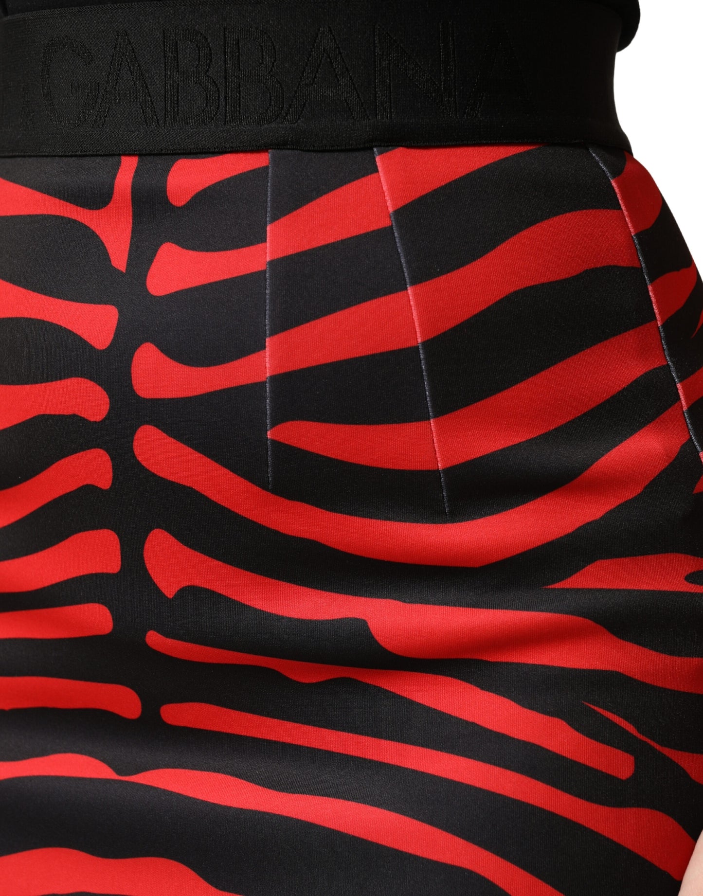Dolce & Gabbana Bleistift-Midirock mit rot-schwarzem Zebra-Print aus Polyester