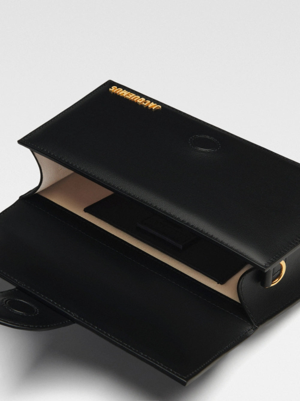 Jacquemus Schwarze Lederhandtasche Le Grand Bambino – Produktansicht 4 | Arca Lucia