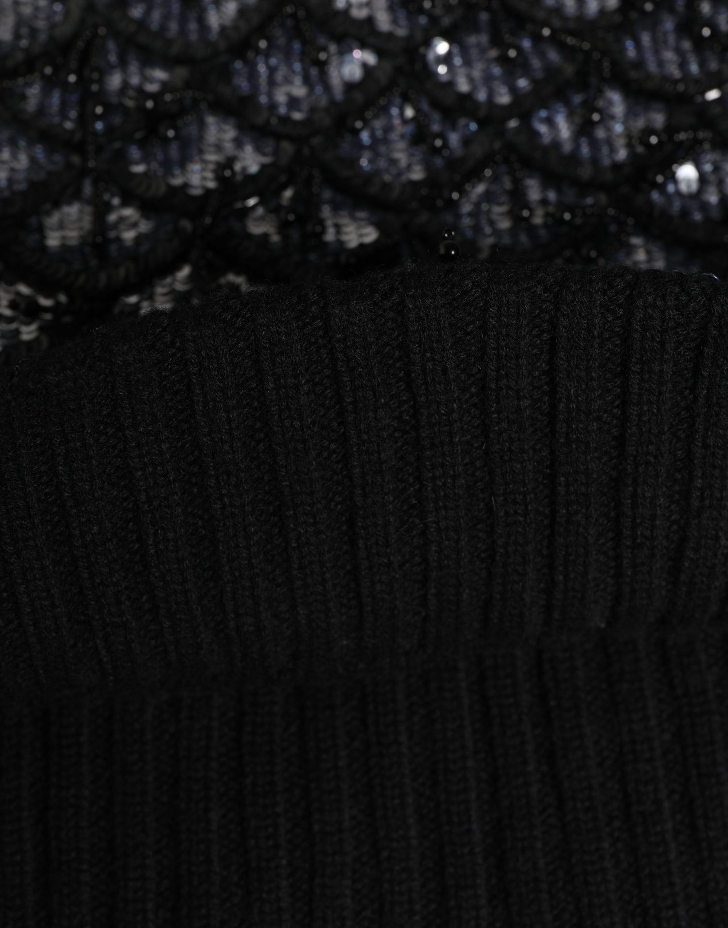 Dolce & Gabbana Schwarze Woll-Sturmhaube mit Kristallbesatz