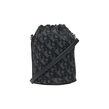 Calvin Klein Schwarze Handtasche aus recyceltem Polyester