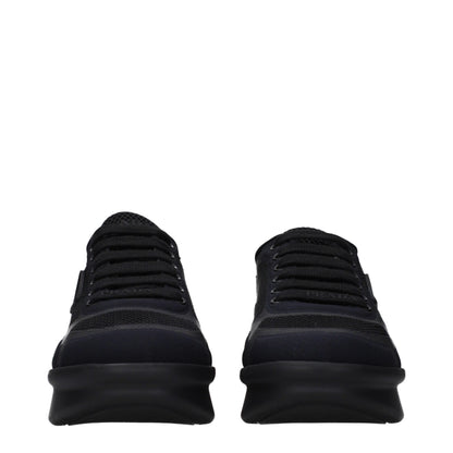 Prada Schwarze Stoff-Sneaker mit niedrigem Schaft
