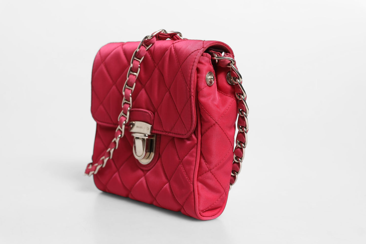 Prada Pink Quilted Tessuto Impuntu Nylon Umhängetasche mit Überschlag