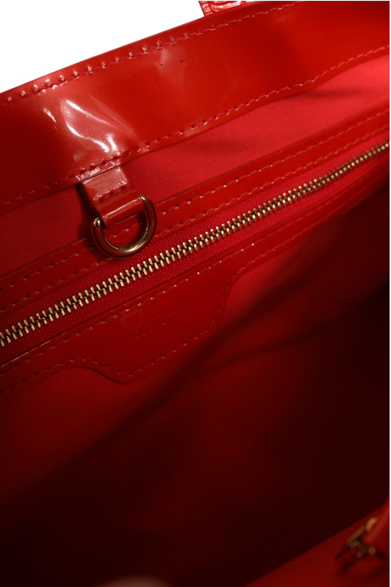 Louis Vuitton Rote Monogram Vernis Wilshire PM Tasche