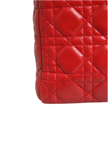 Christian Dior Lady Dior Tasche aus rotem Lammleder mit Cannage-Steppung