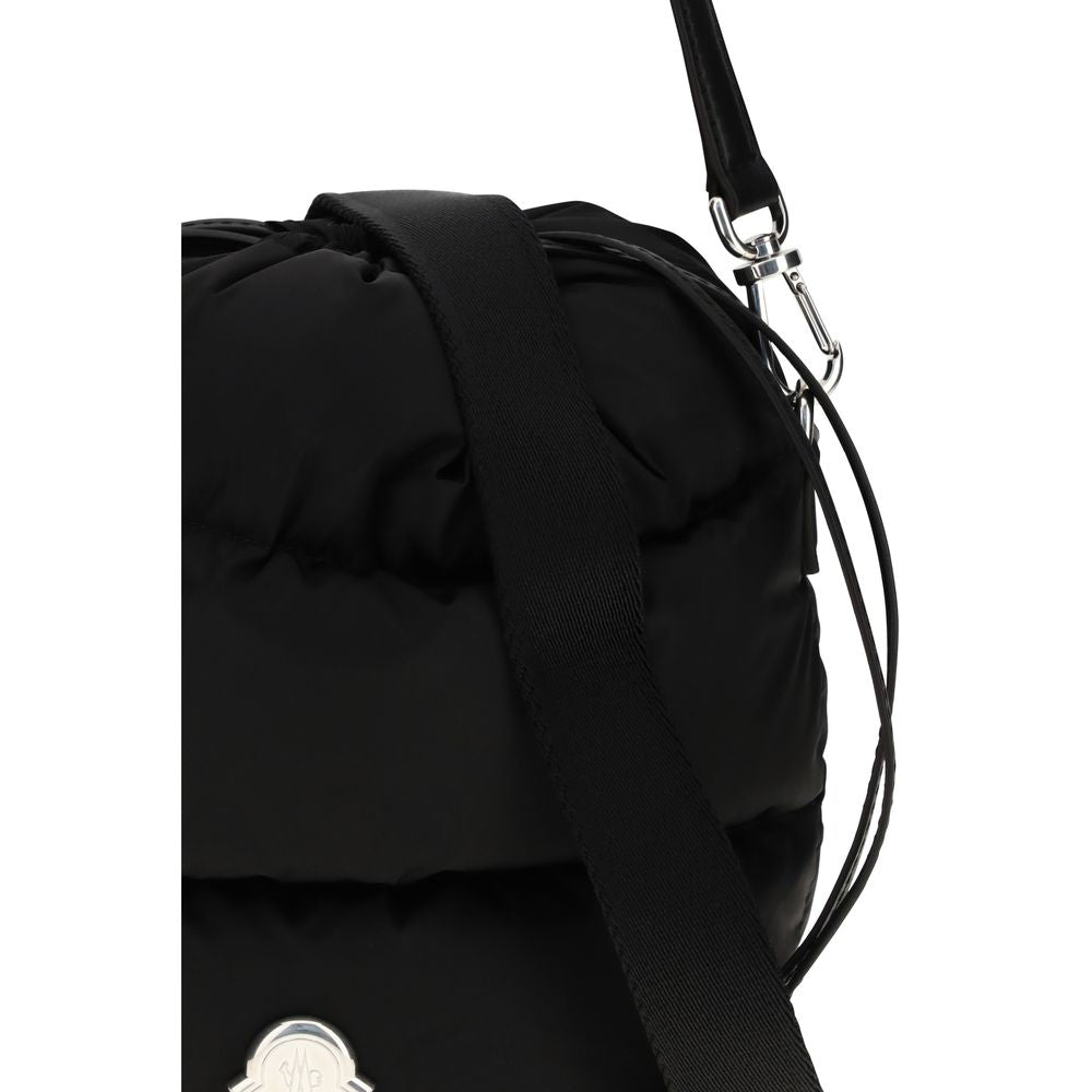 Moncler Schwarze Beuteltasche aus Polyamid