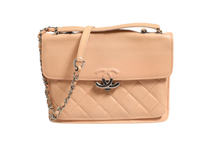 Chanel Kleine CC Box Flap Bag aus gestepptem Ziegenleder