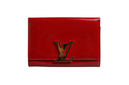 Louis Vuitton Louise PM Geldbörse mit Kette aus rotem Lackleder