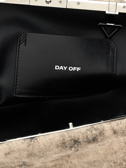 The Attico Graue Leder-Clutch