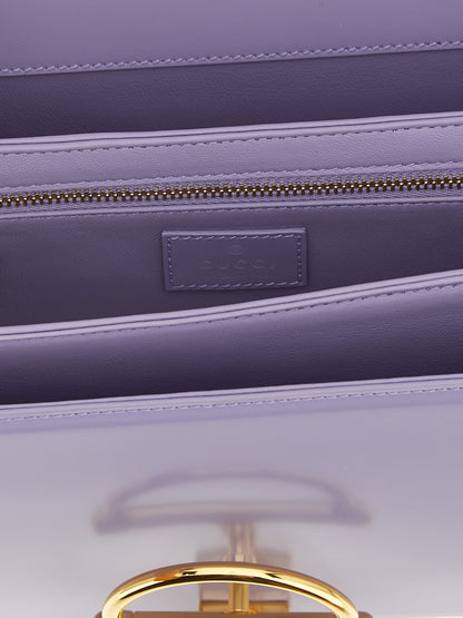 Gucci Schultertasche aus violettem Kalbsleder