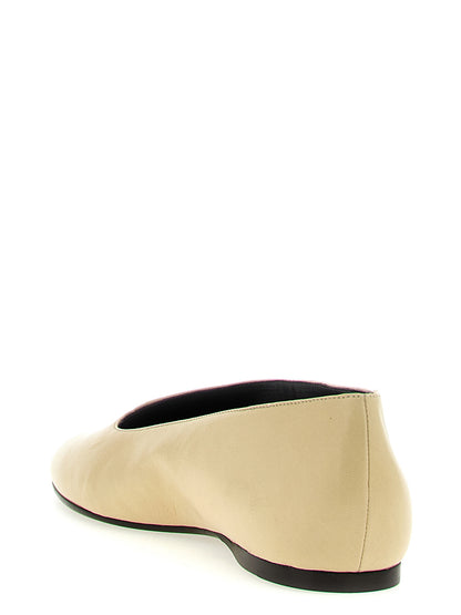 Khaite Beige Lammleder Ballerinas