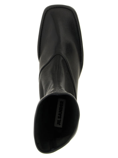 Jil Sander Schwarze Stiefeletten aus Lammleder