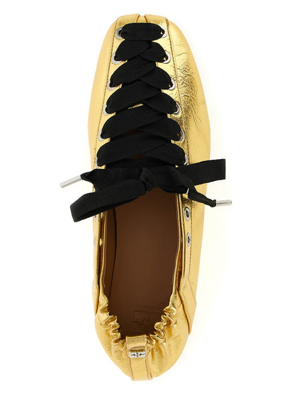Ganni Goldfarbene Ballerinas aus Polyethylen