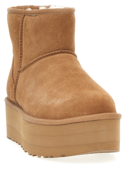 UGG Braune Ankle Boots aus Rindsleder – Produktansicht 2 | Arca Lucia