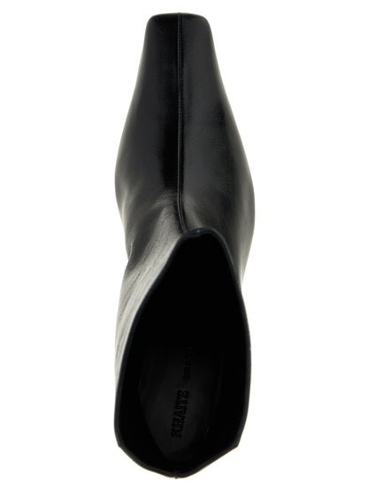 Khaite Schwarze Stiefeletten aus Kalbsleder