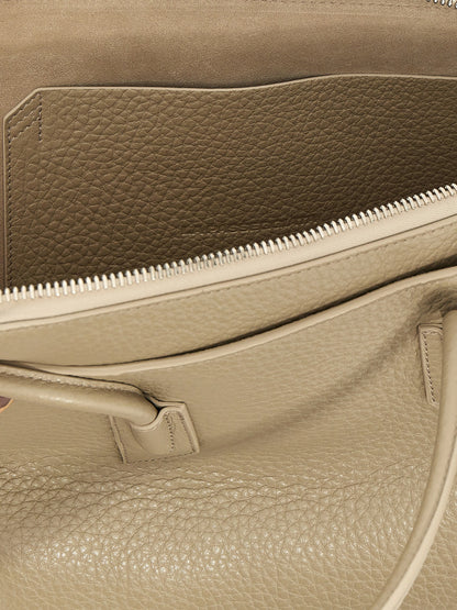 The Attico Beigefarbene Kalbshaut Schultertasche