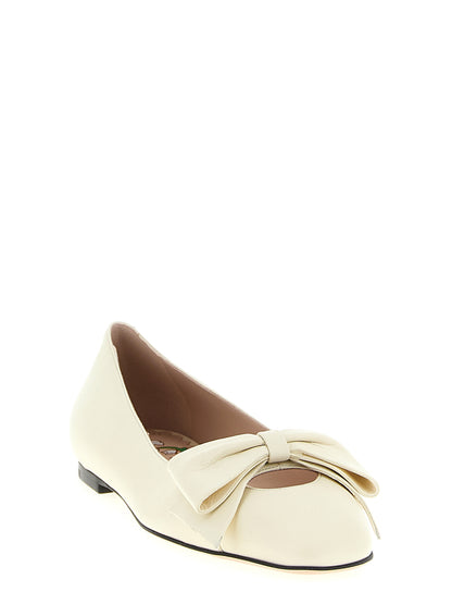 Valentino Garavani Weiße Ballerinas aus Leder