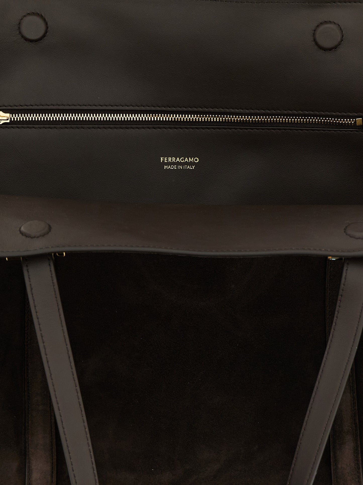 Ferragamo Braune Ziegenleder-Schultertasche
