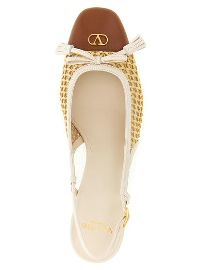 Valentino Garavani Beige Ziegenleder Pumps mit mittlerem Absatz