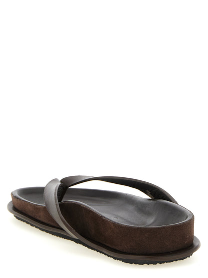 Jacquemus Braune Leder-Slipper