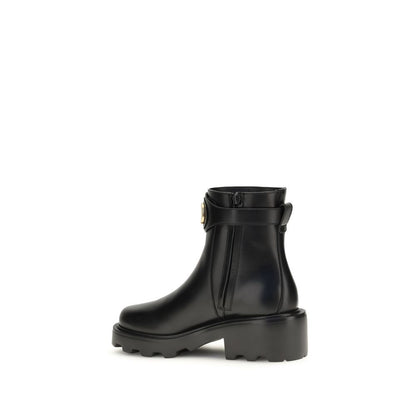 Valentino Garavani Schwarze Ankle Boots aus Kalbsleder Bos Taurus