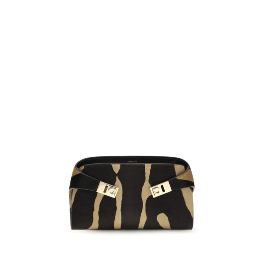 Ferragamo Schultertasche in Braun
