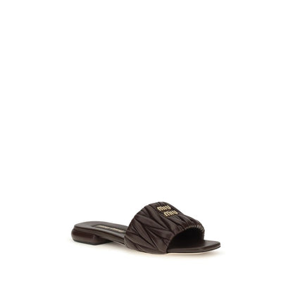 Miu Miu Braune Kalbsleder Bos Taurus Flache Sandalen