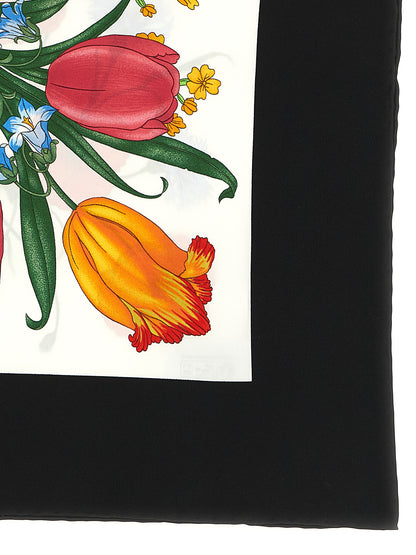 Gucci Schwarzer Seidenschal