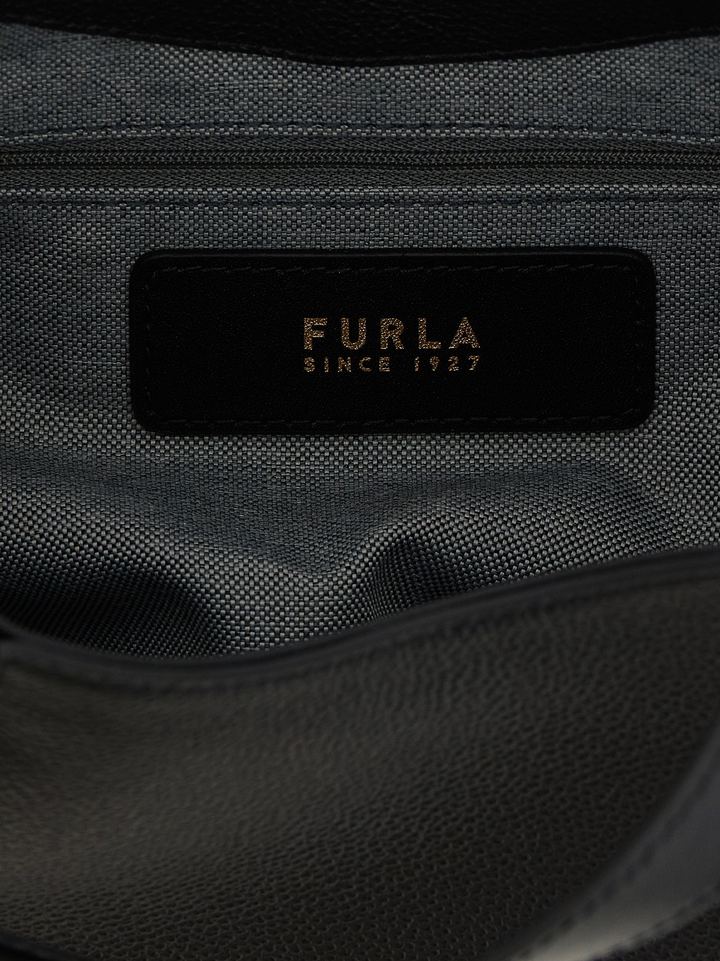 Furla Schwarze Kalbsleder-Tasche