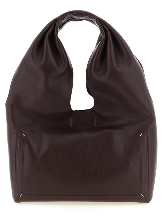 Maison Margiela Schultertasche aus bordeauxrotem Lammleder