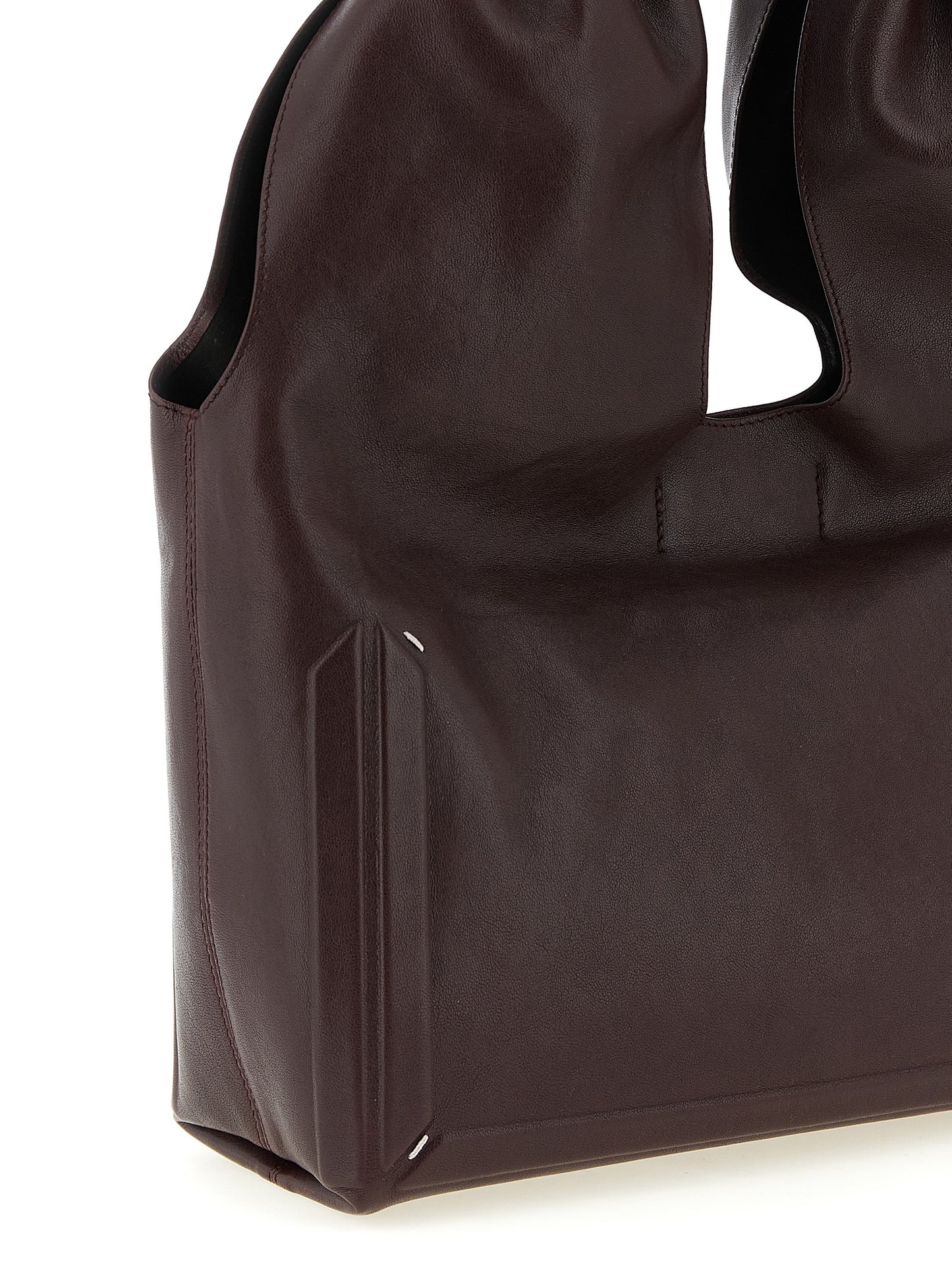 Maison Margiela Schultertasche aus bordeauxrotem Lammleder