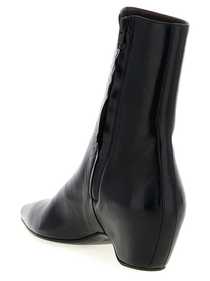 Khaite Schwarze Stiefeletten aus Kalbsleder