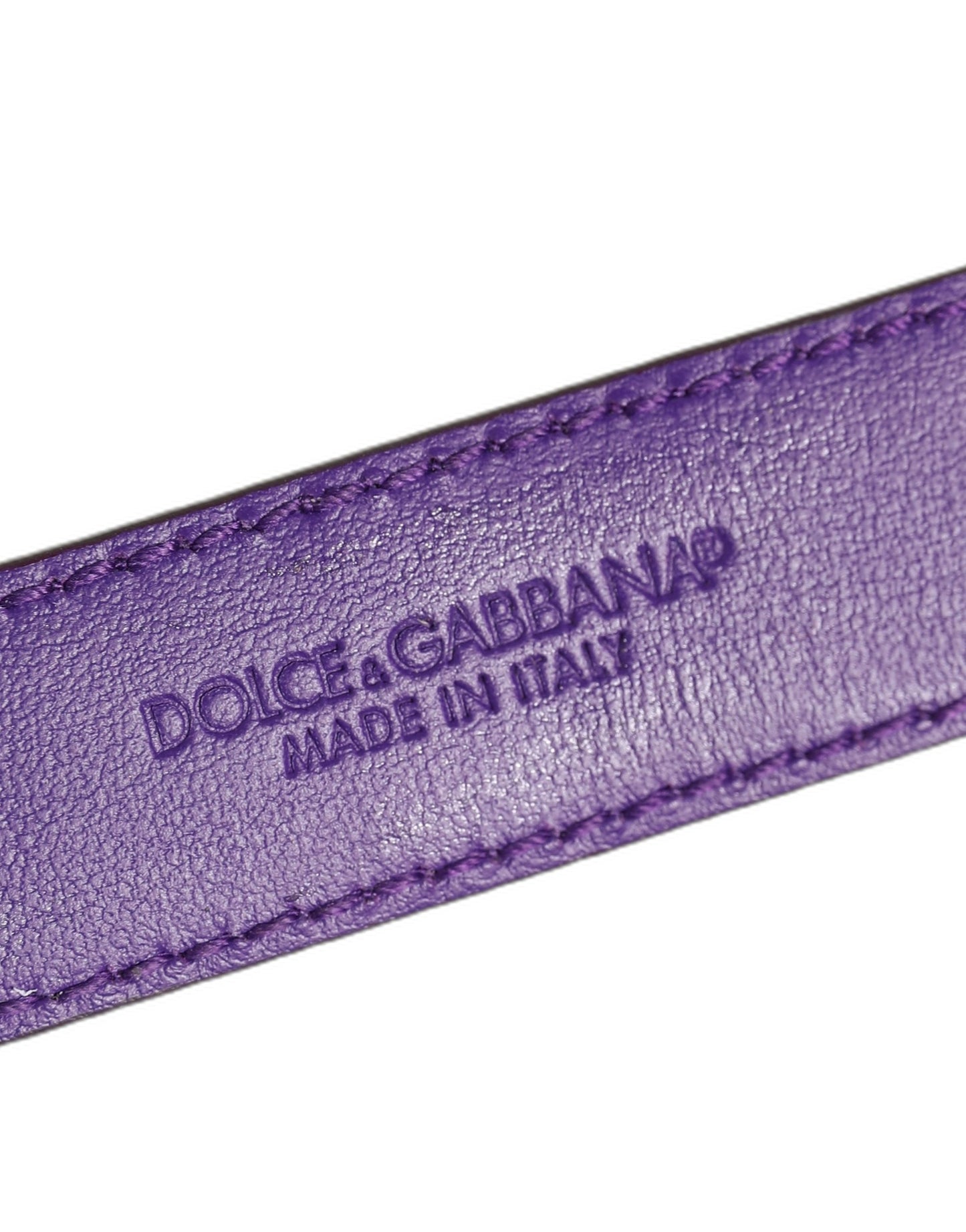 Dolce & Gabbana Violett geprägtes Leder Armband mit goldener Schnalle