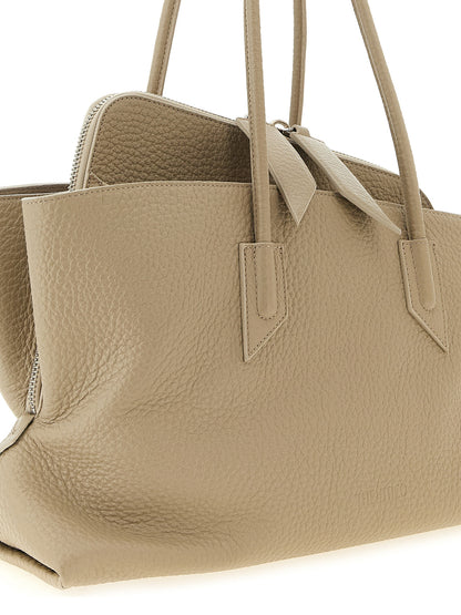 The Attico Beige Kalbsleder Schultertasche