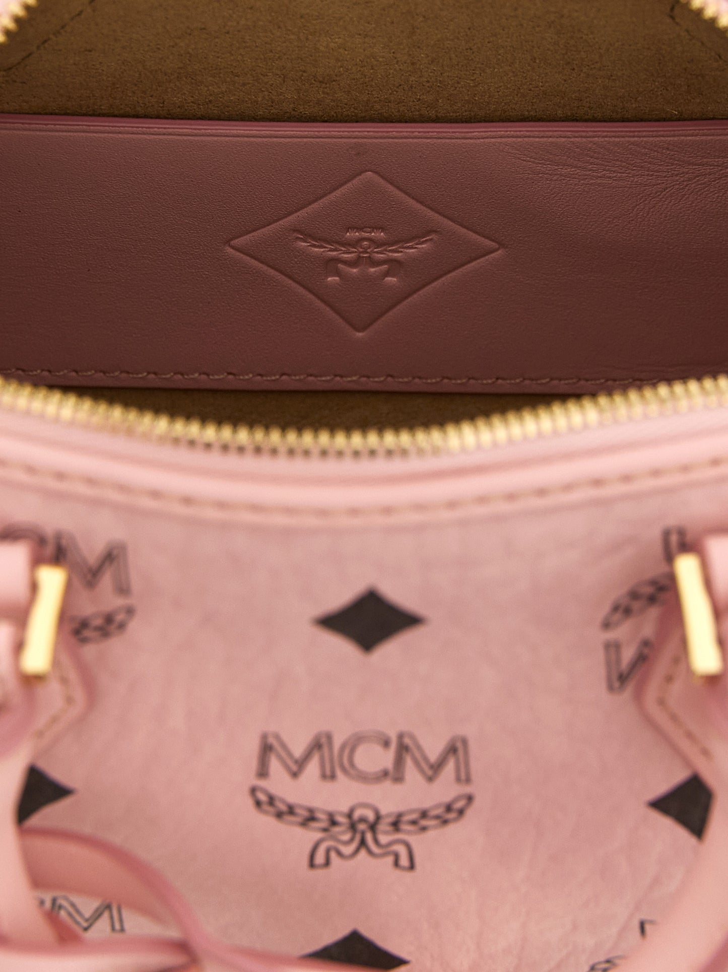 MCM Mehrfarbige Handtasche aus Polyethylen