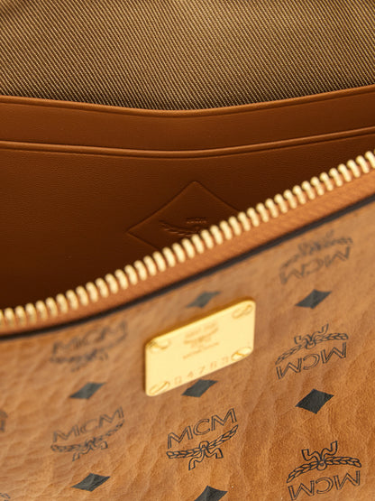MCM Braune Clutch aus Polyurethan