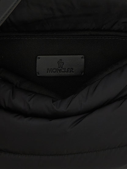 Moncler Schwarze Schultertasche aus Polyamid
