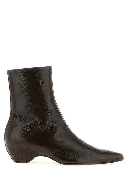 Khaite Ankle Boots aus braunem Kalbsleder – Produktansicht 1 | Arca Lucia