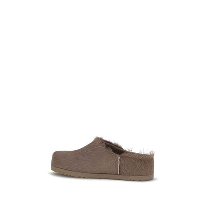 UGG Braune Nubukleder-Clogs – Produktansicht 3 | Arca Lucia