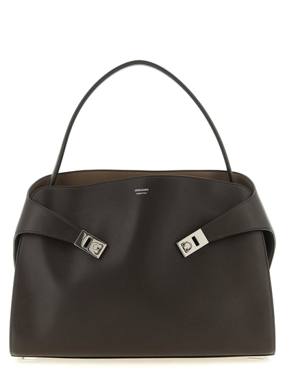 Ferragamo Braunes Kalbsleder Damen Crossbody Tasche