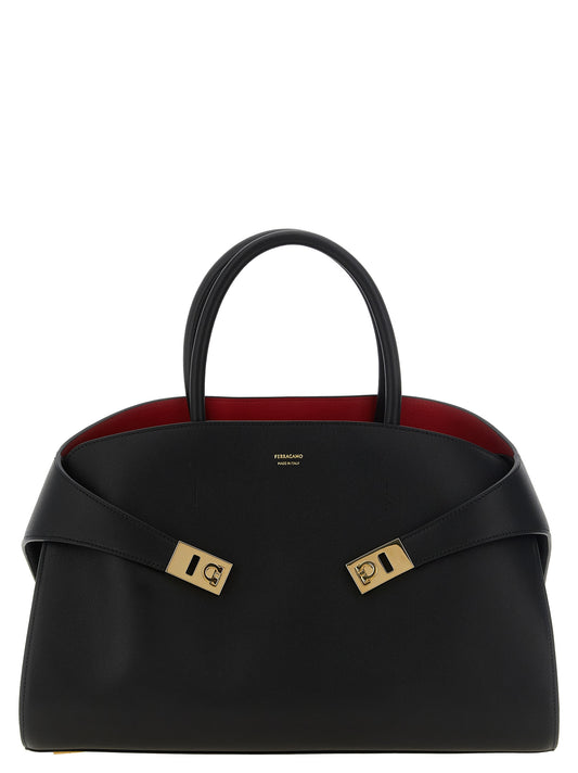 Ferragamo Borsa Nera in Pelle di Vitello